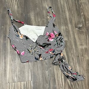Boutique B/W Striped Floral Crop Top - Size M